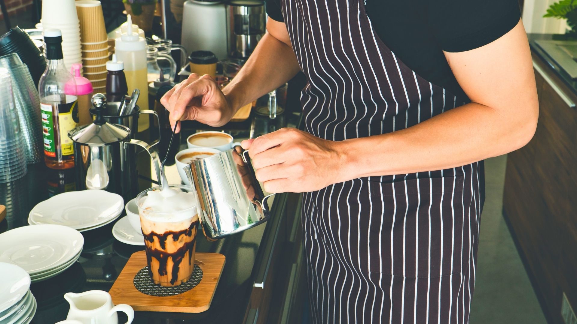 Prélèvement à la source : exclusion temporaire des pourboires et frais de transport en 2026