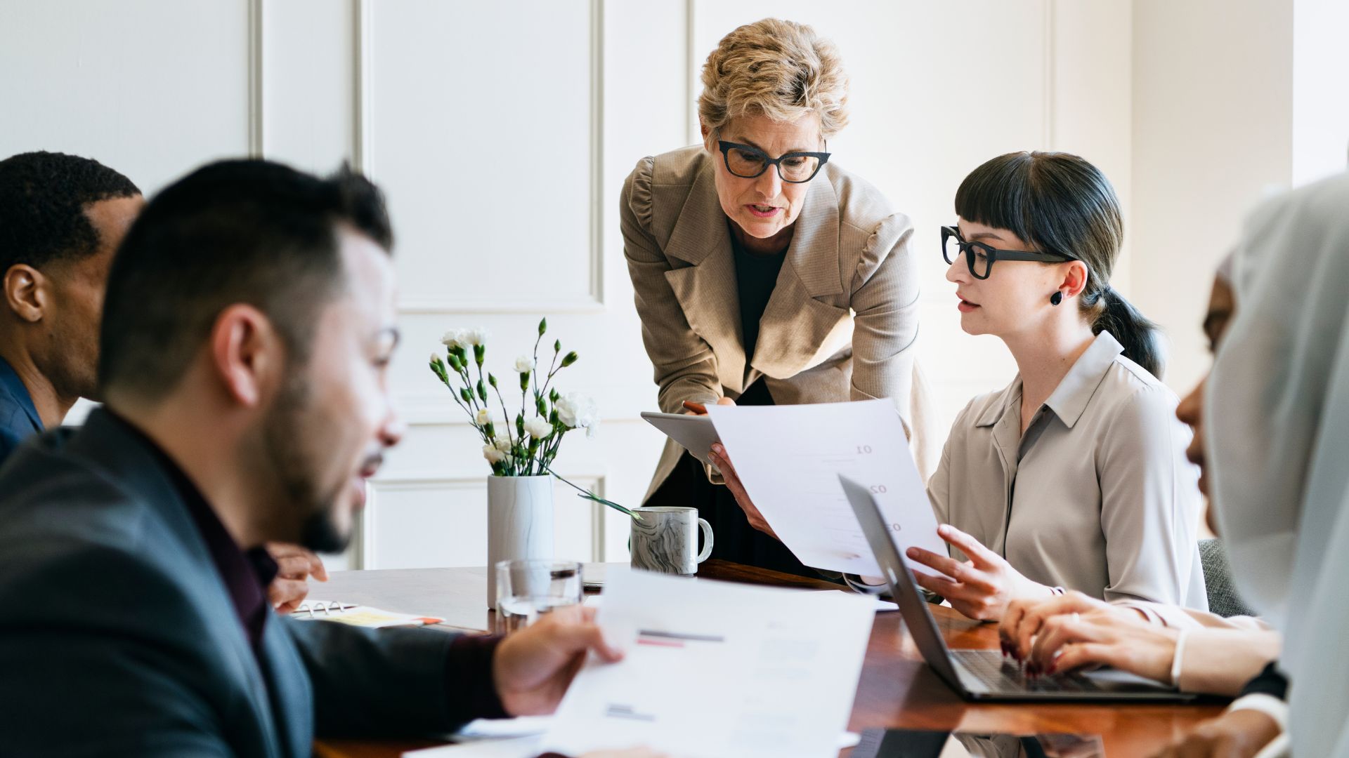 CDD : cumul des indemnités transmission tardive et requalification CDI